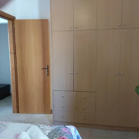 Fidias Apartment *